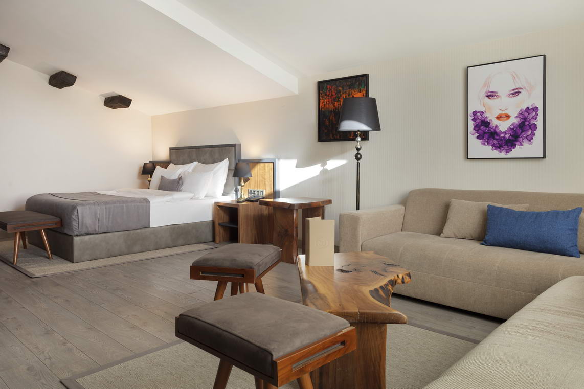 Terrace Suite2