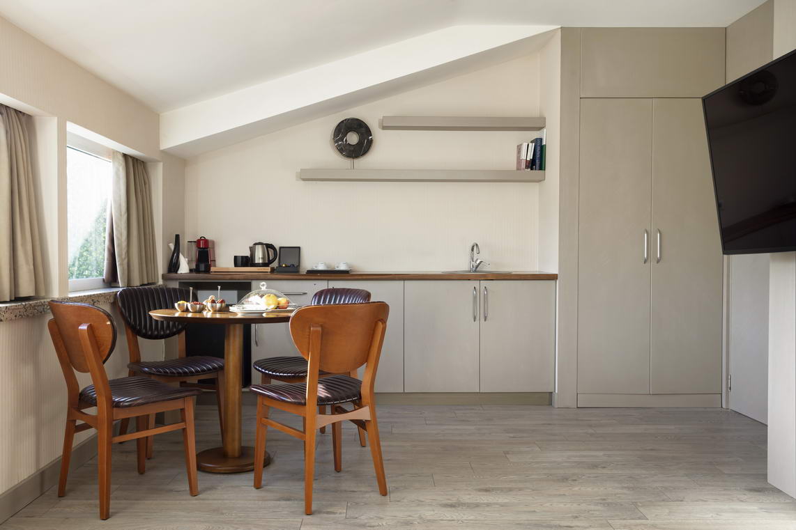 Terrace Suite6
